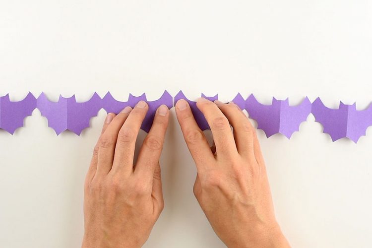 Cómo hacer guirnaldas de papel?